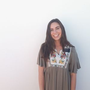 Meet your Posher, Emma